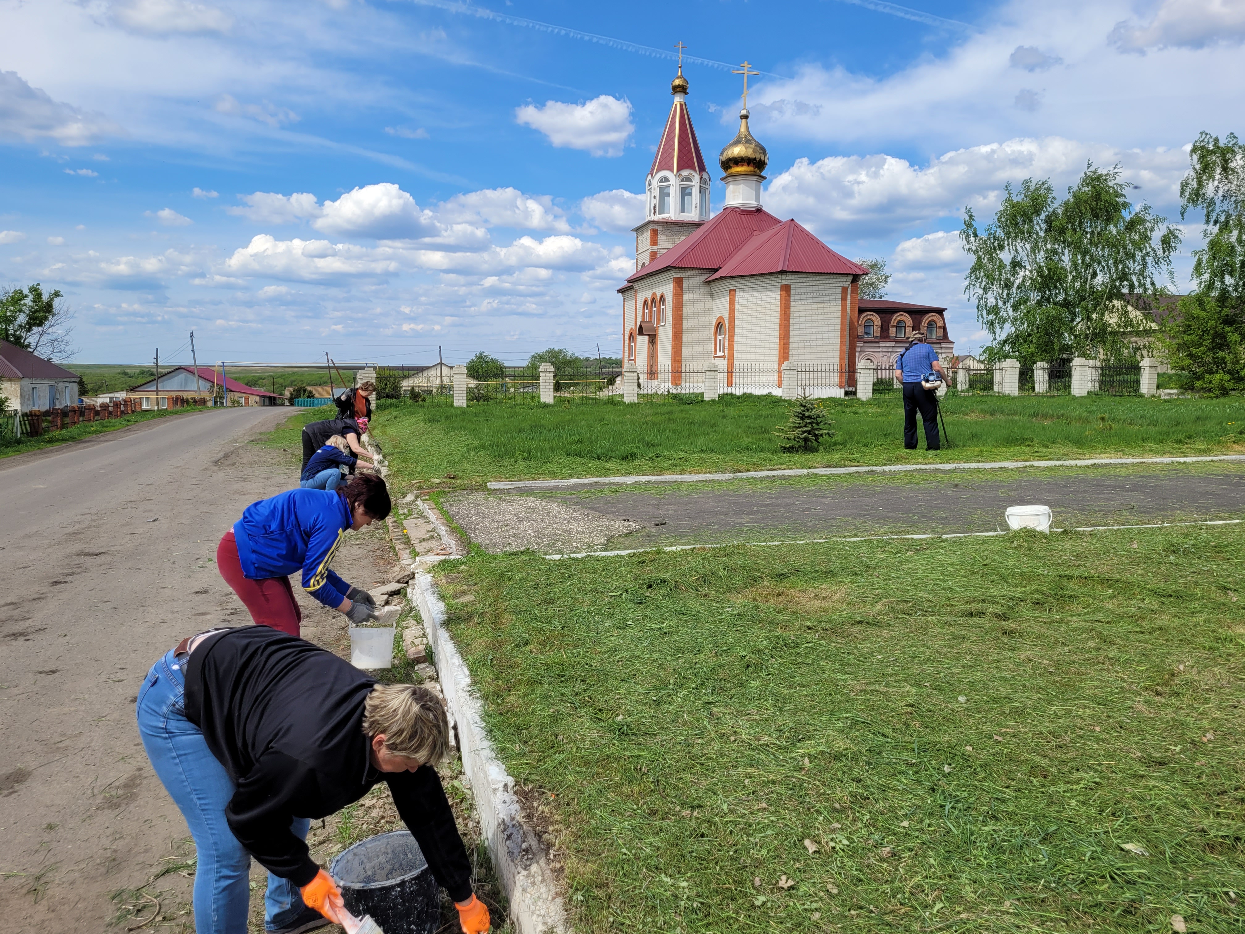 В Салтыковском муниципальном образовании прошел очередной субботник по благоустройству территорий..