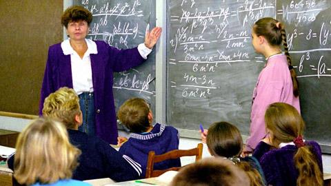 Уроки на миллион. В Саратовской области ищут «земских учителей»..