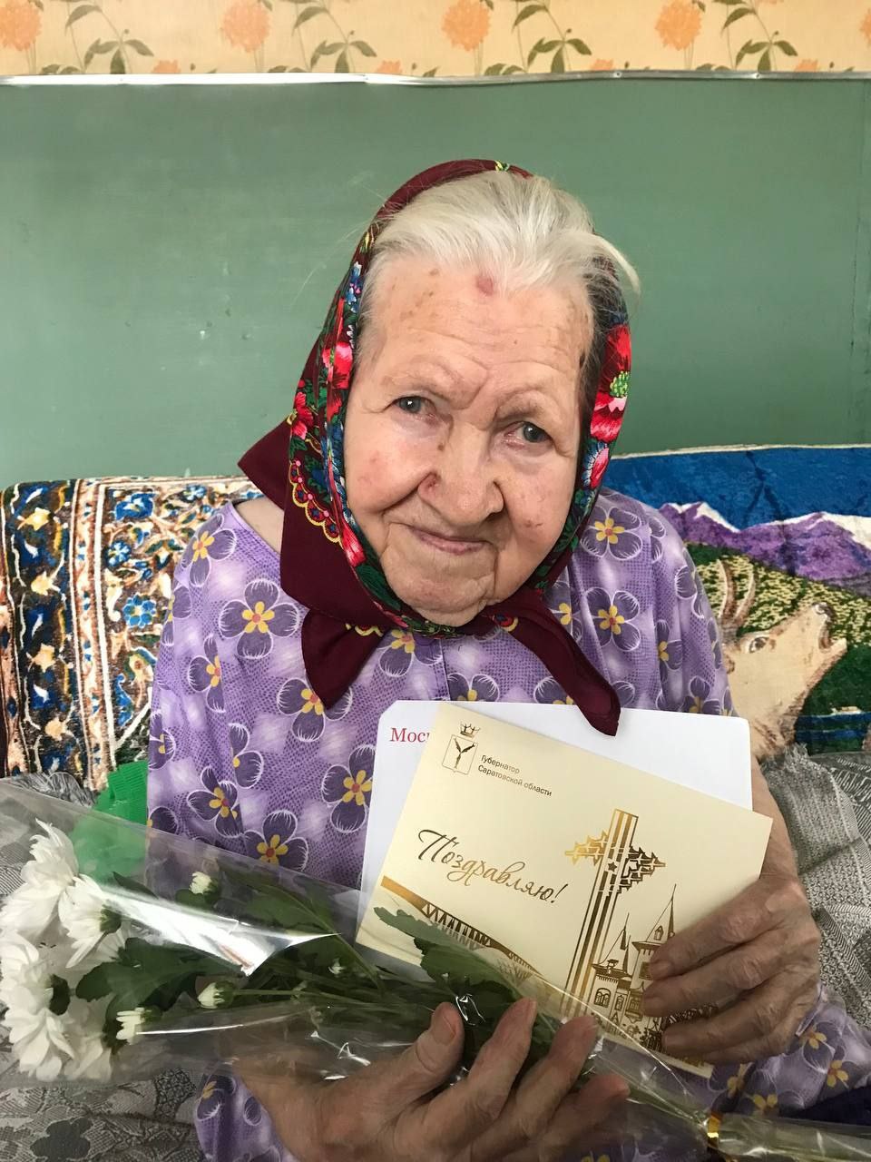 В самом начале весны, 4 марта, 95-летний юбилей отметила жительница Салтыковского муниципального образования, ветеран труда Шелагаева Нина Герасимовна..